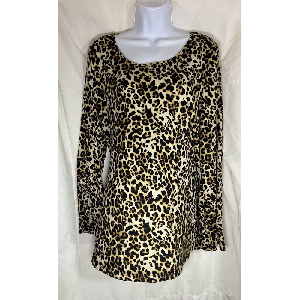New York Laundry Leopard Print Top 1X Plus Size Keyhole Ring Back Grommet Sleeve